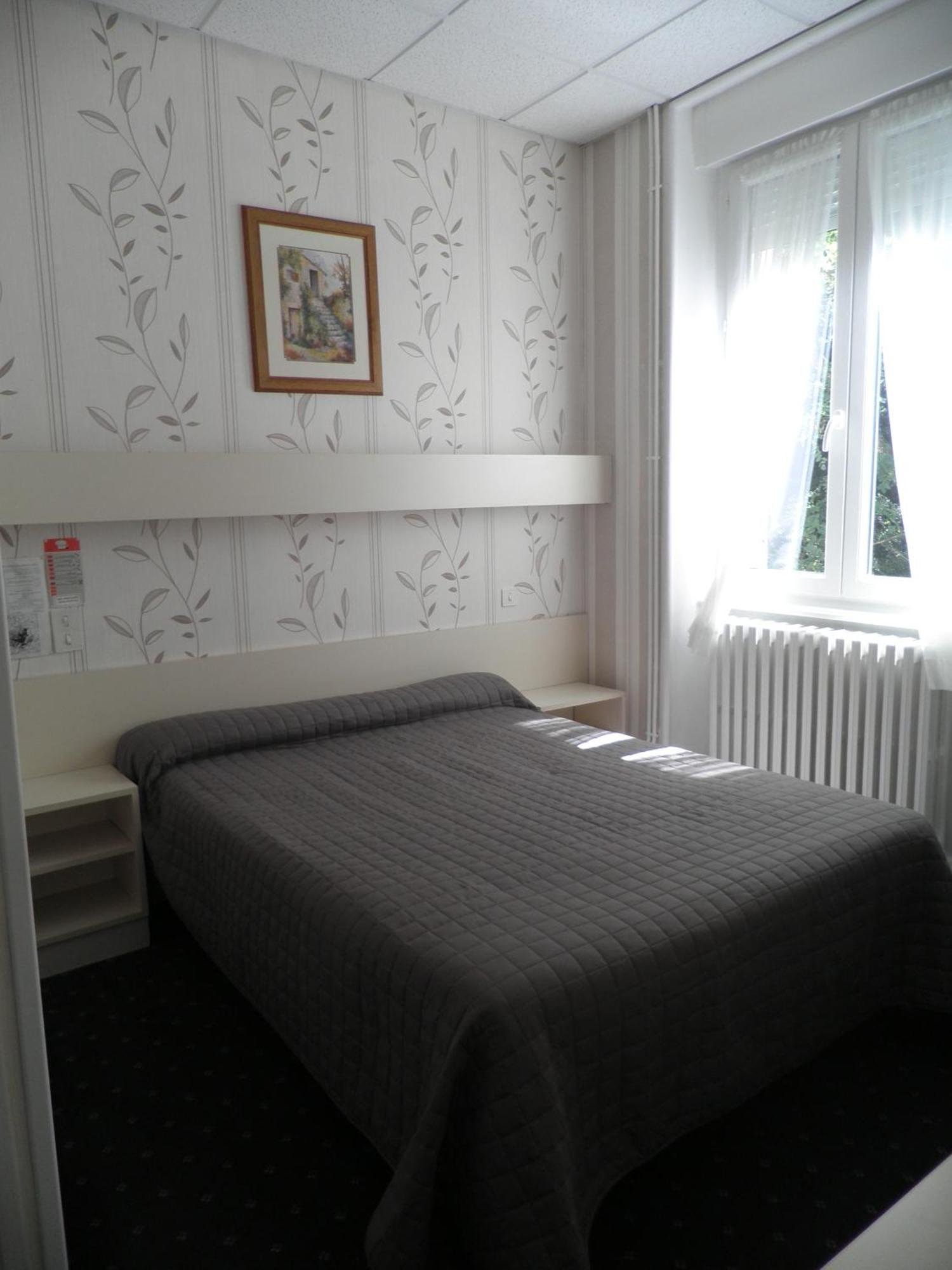 Hotel Saint Jean Vals-les-Bains Exterior foto