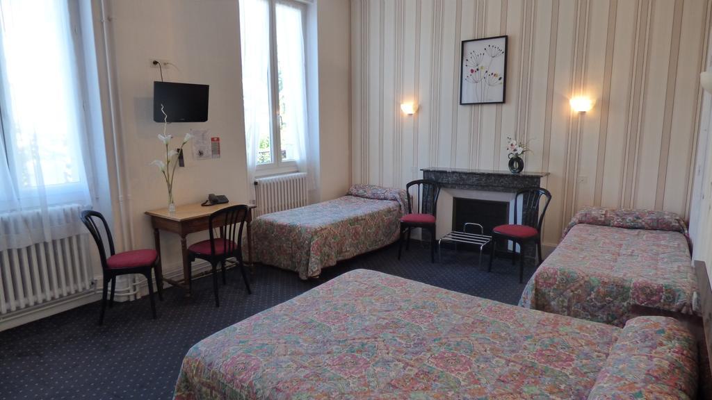 Hotel Saint Jean Vals-les-Bains Exterior foto